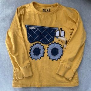 🆕 3/$15 NEXT UK yellow gold long sleeved dump truck appliqué shirt size 4-5